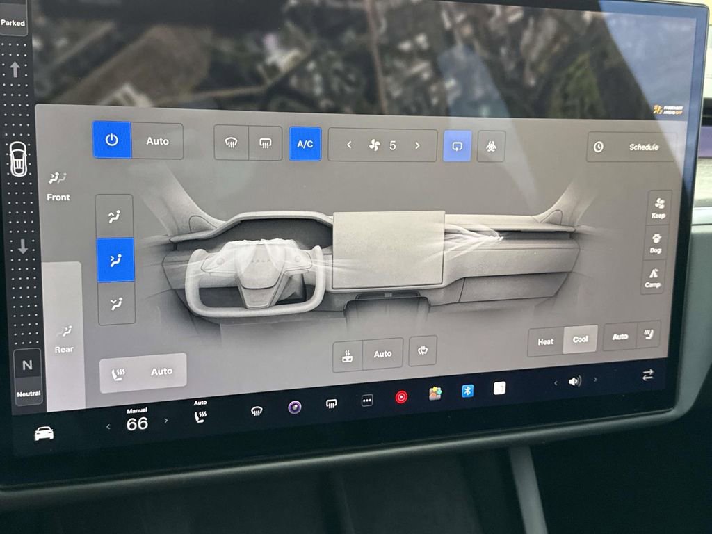 Used 2022 Tesla Model X image 34