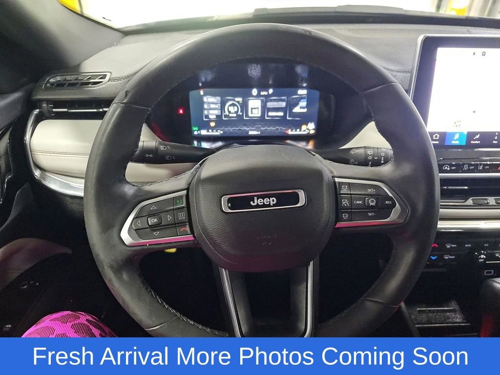 Used 2023 Jeep Compass Limited w/ Elite Group AWD/4WD image 15
