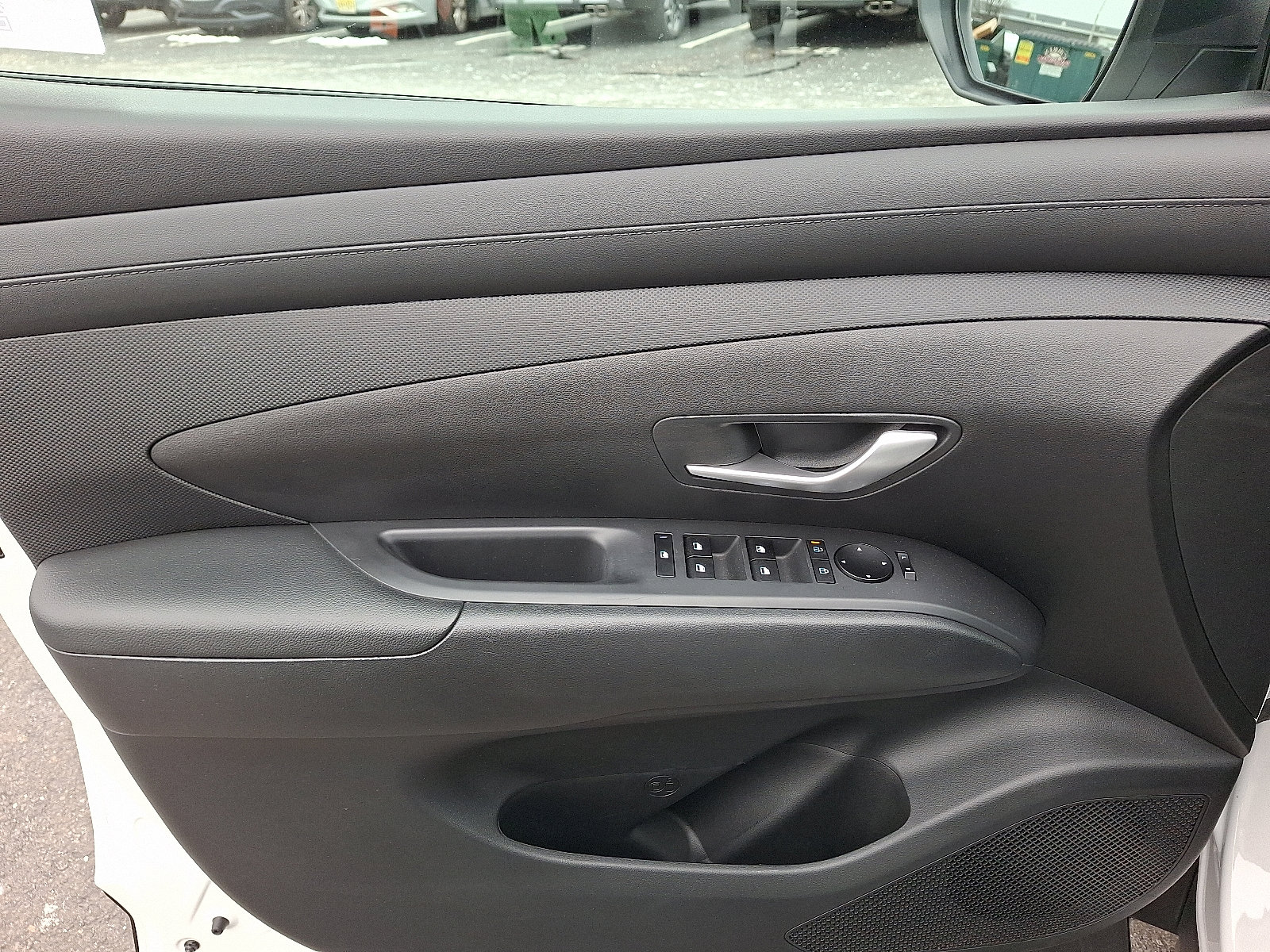 Used 2025 Hyundai Tucson SE AWD/4WD image 12