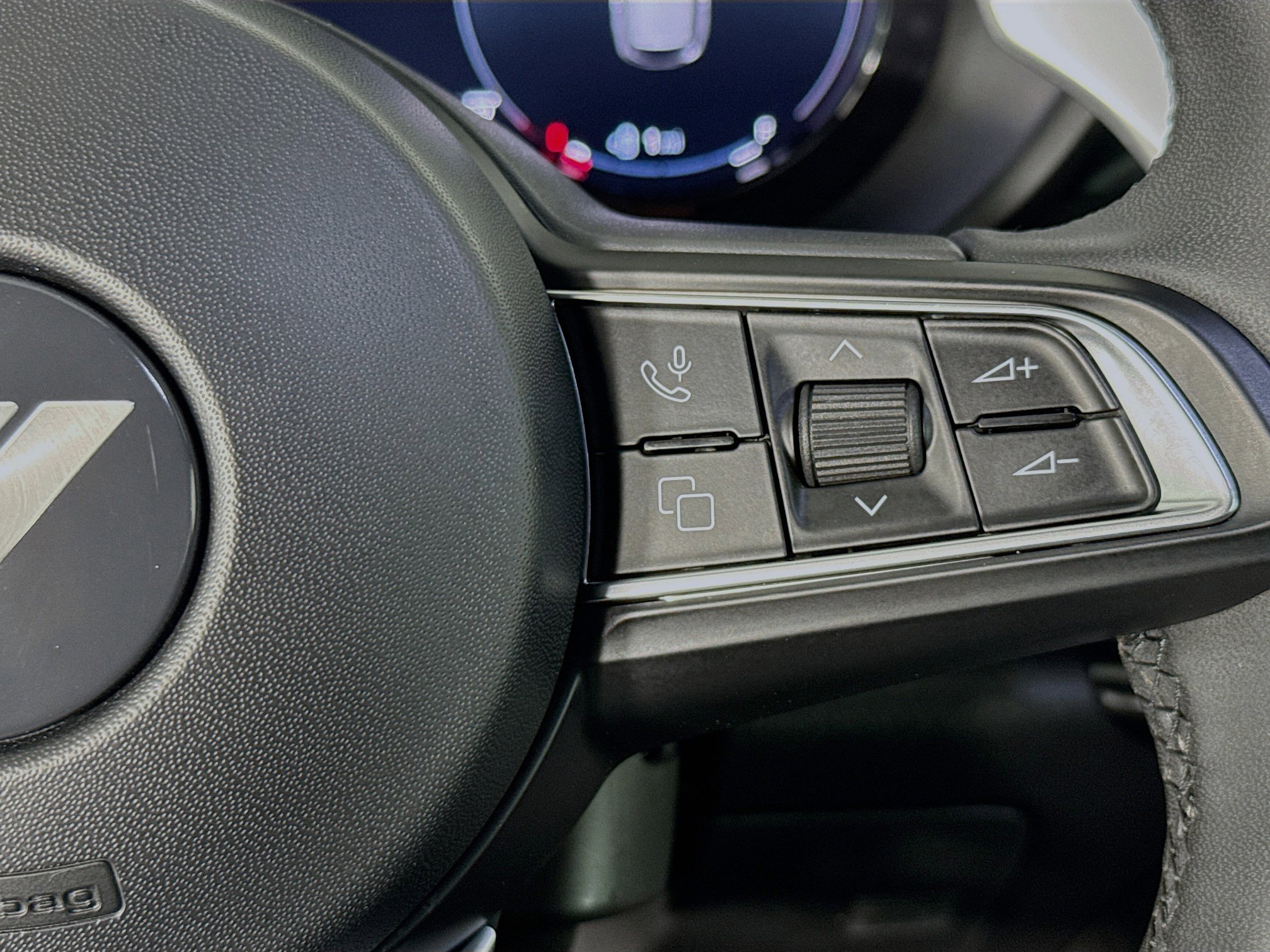 Used 2024 Dodge Hornet R/T image 14