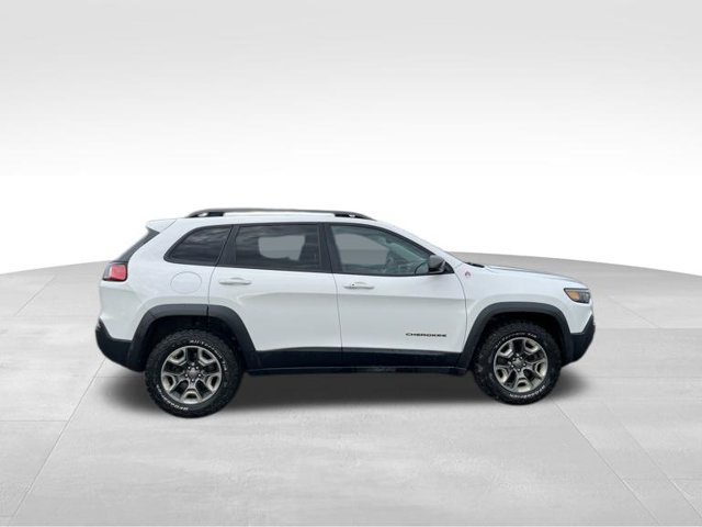 Used 2019 Jeep Cherokee Trailhawk w/ Comfort/Convenience Group AWD/4WD image 6