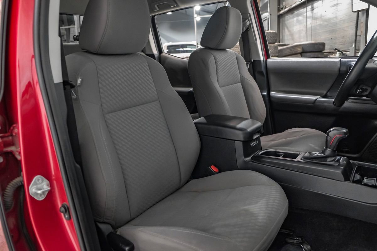 Used 2021 Toyota Tacoma SR image 29