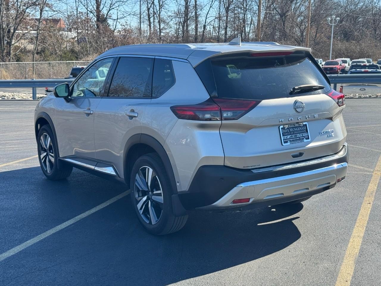 Used 2023 Nissan Rogue Platinum w/ Platinum Premium Package image 7