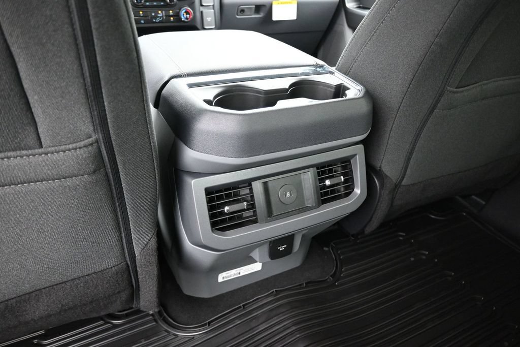 New 2026 Ford F250 XLT w/ FX4 Off-Road Package AWD/4WD image 19