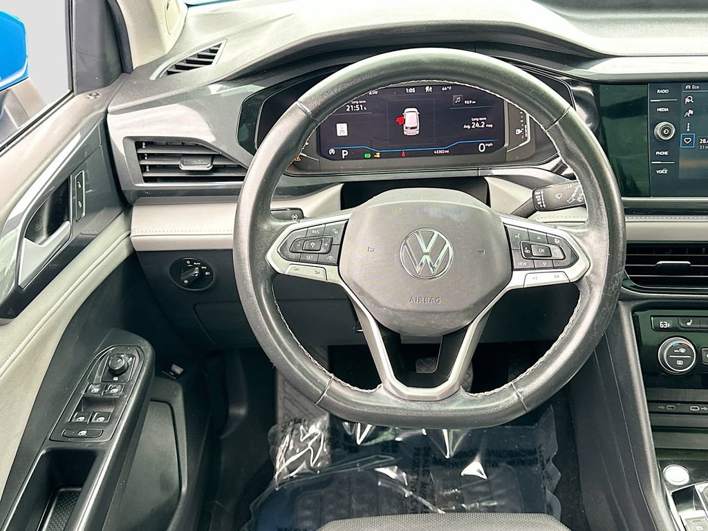 Used 2022 Volkswagen Taos SEL AWD/4WD image 23