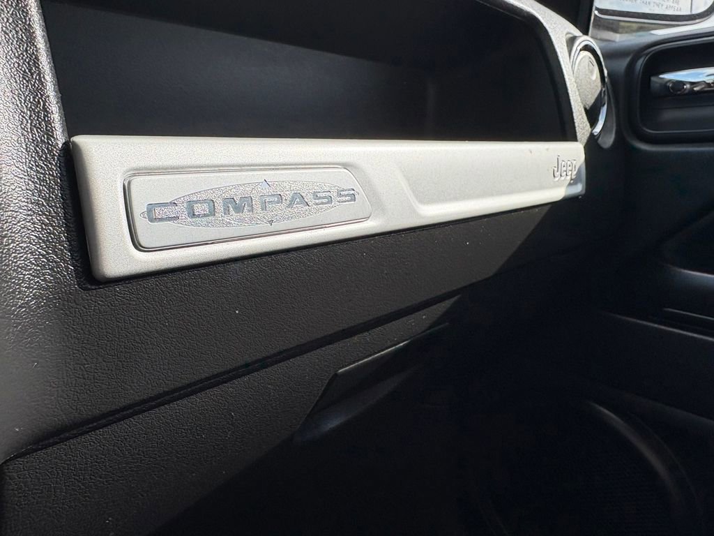 Used 2017 Jeep Compass Sport w/ Power Value Group image 19