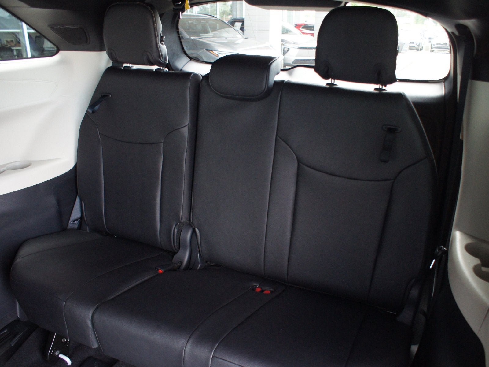 New 2026 Toyota Sienna Platinum AWD/4WD image 11