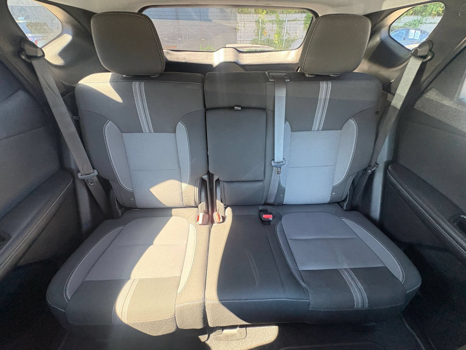 Used 2025 Chevrolet Blazer LT FWD image 35