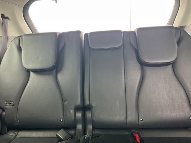 Used 2024 Kia Carnival LX FWD image 33
