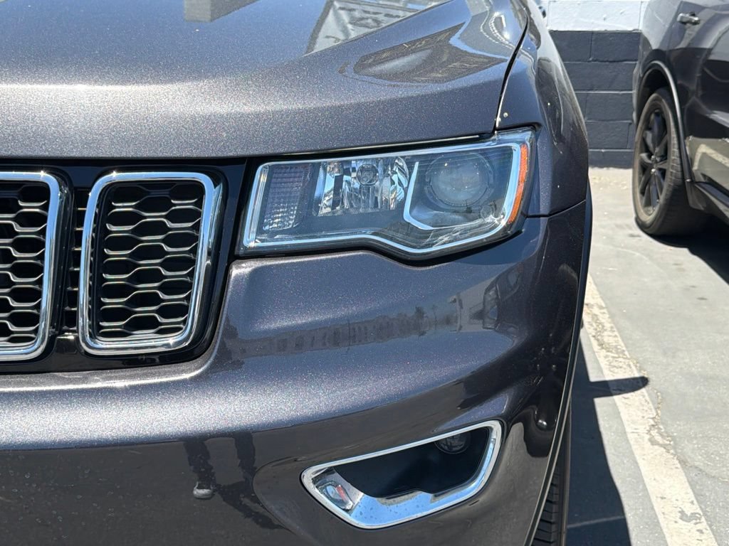 Used 2018 Jeep Grand Cherokee Limited RWD image 4