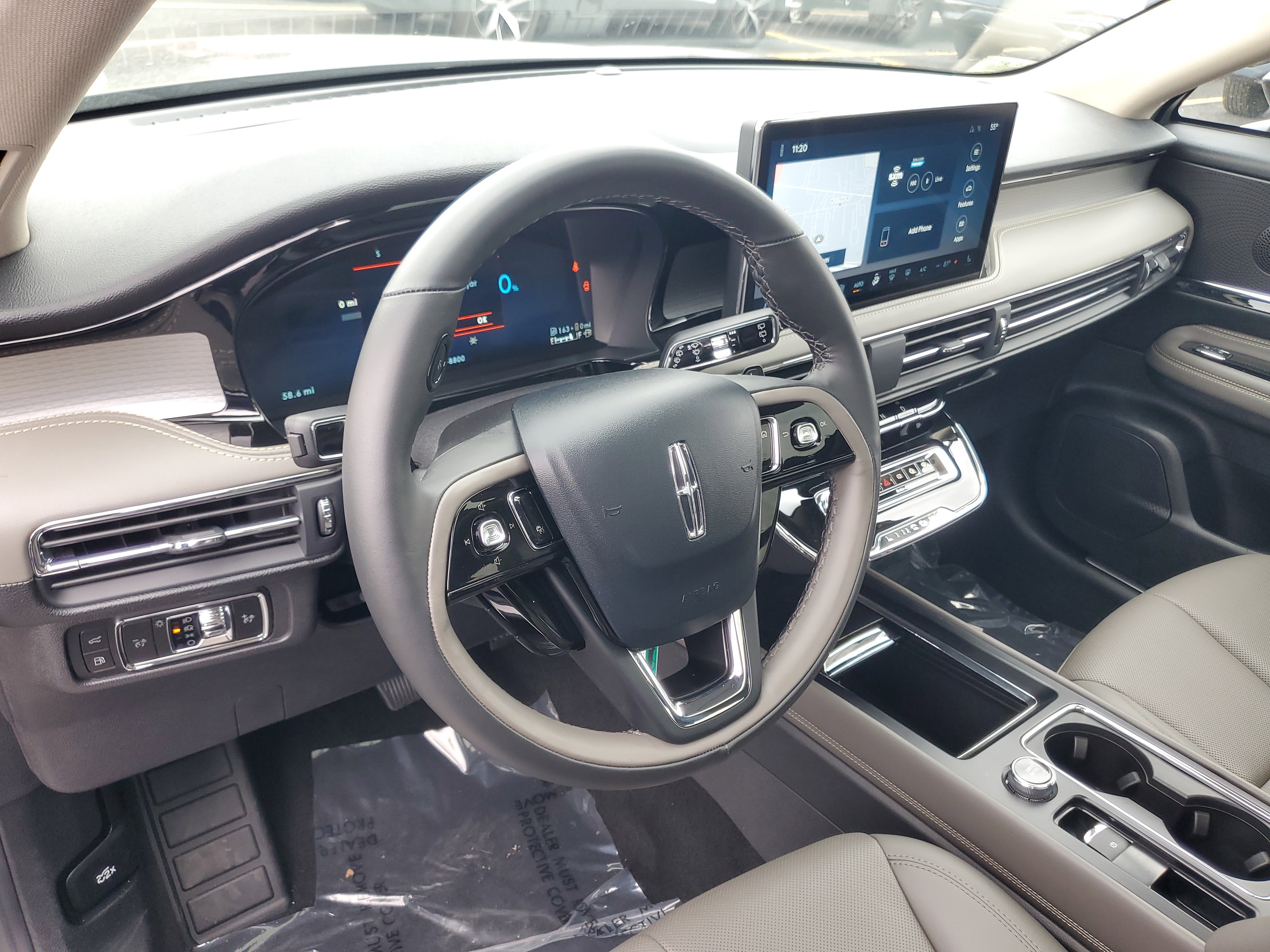 New 2025 Lincoln Corsair Grand Touring w/ Jet Appearance Package image 13