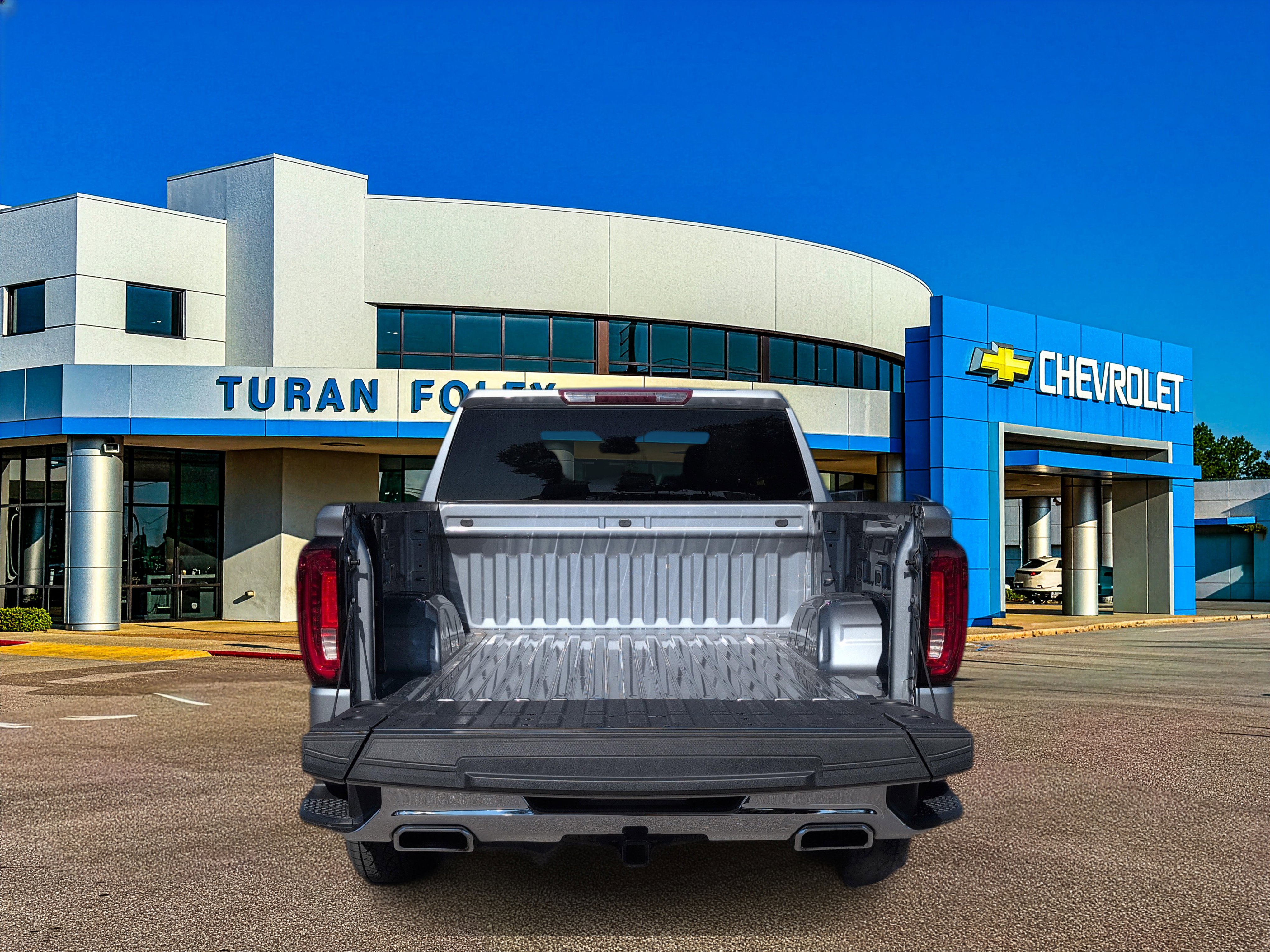 Used 2024 GMC Sierra 1500 SLT w/ SLT Premium Package image 5