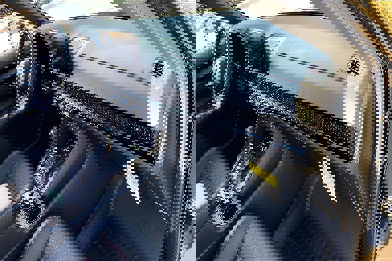 Used 2024 Honda CR-V Sport Touring image 18