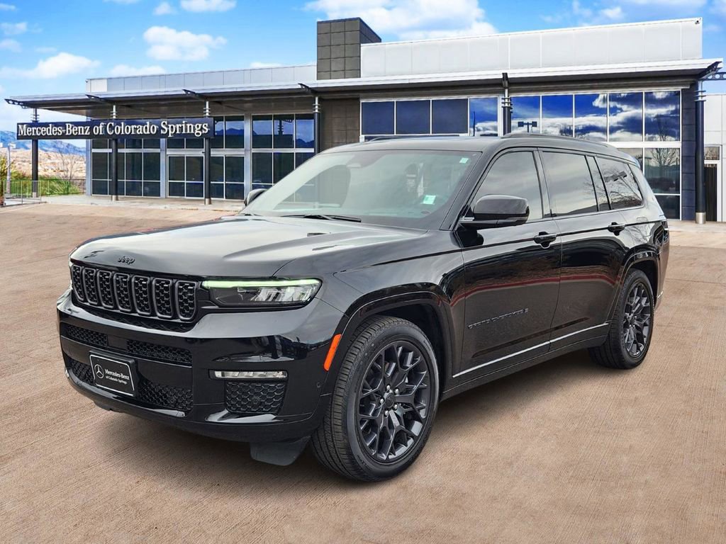 Used 2025 Jeep Grand Cherokee L Summit image 3