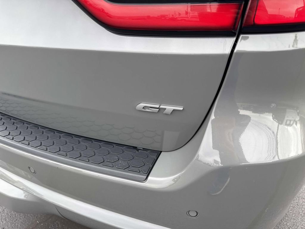 Used 2024 Dodge Durango GT image 10