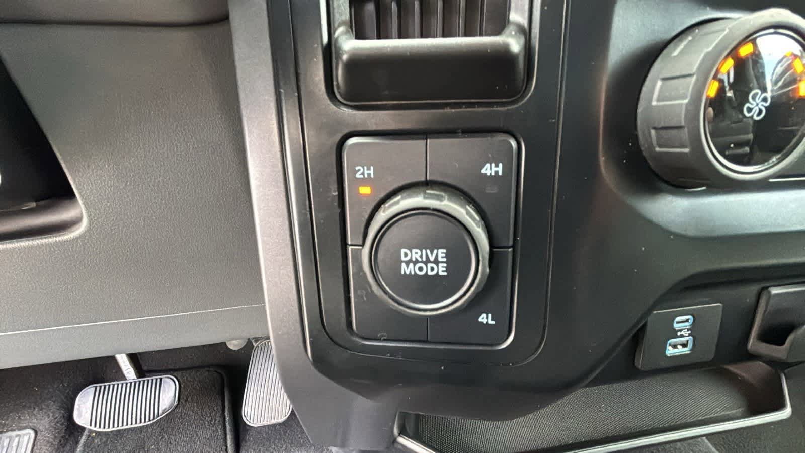 Used 2023 Ford F150 XLT image 20
