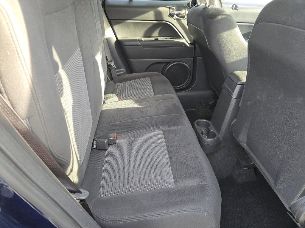 Used 2015 Jeep Patriot Latitude w/ Sun/Sound Group image 17