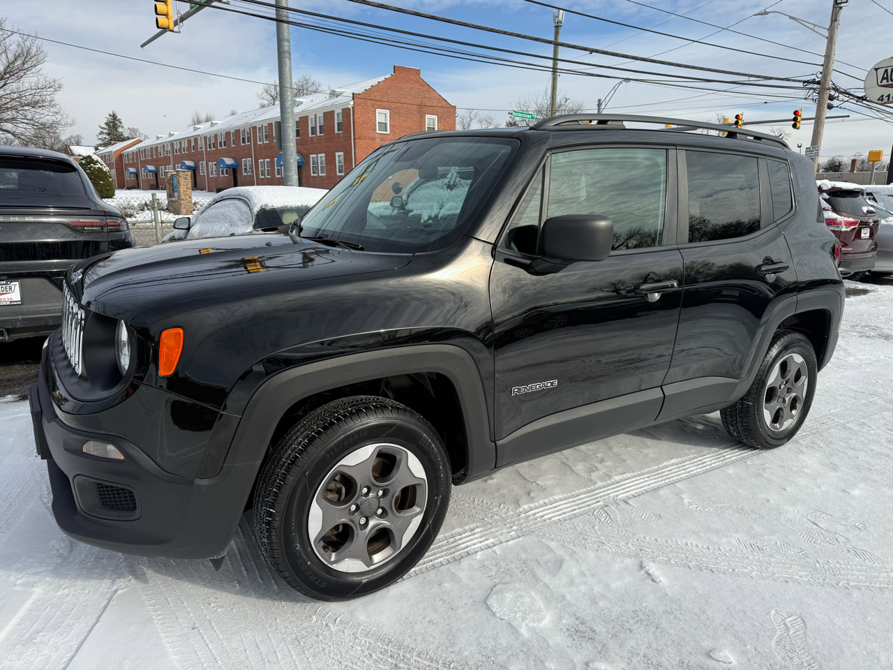 Used 2017 Jeep Renegade Sport w/ Power & Air Group image 5