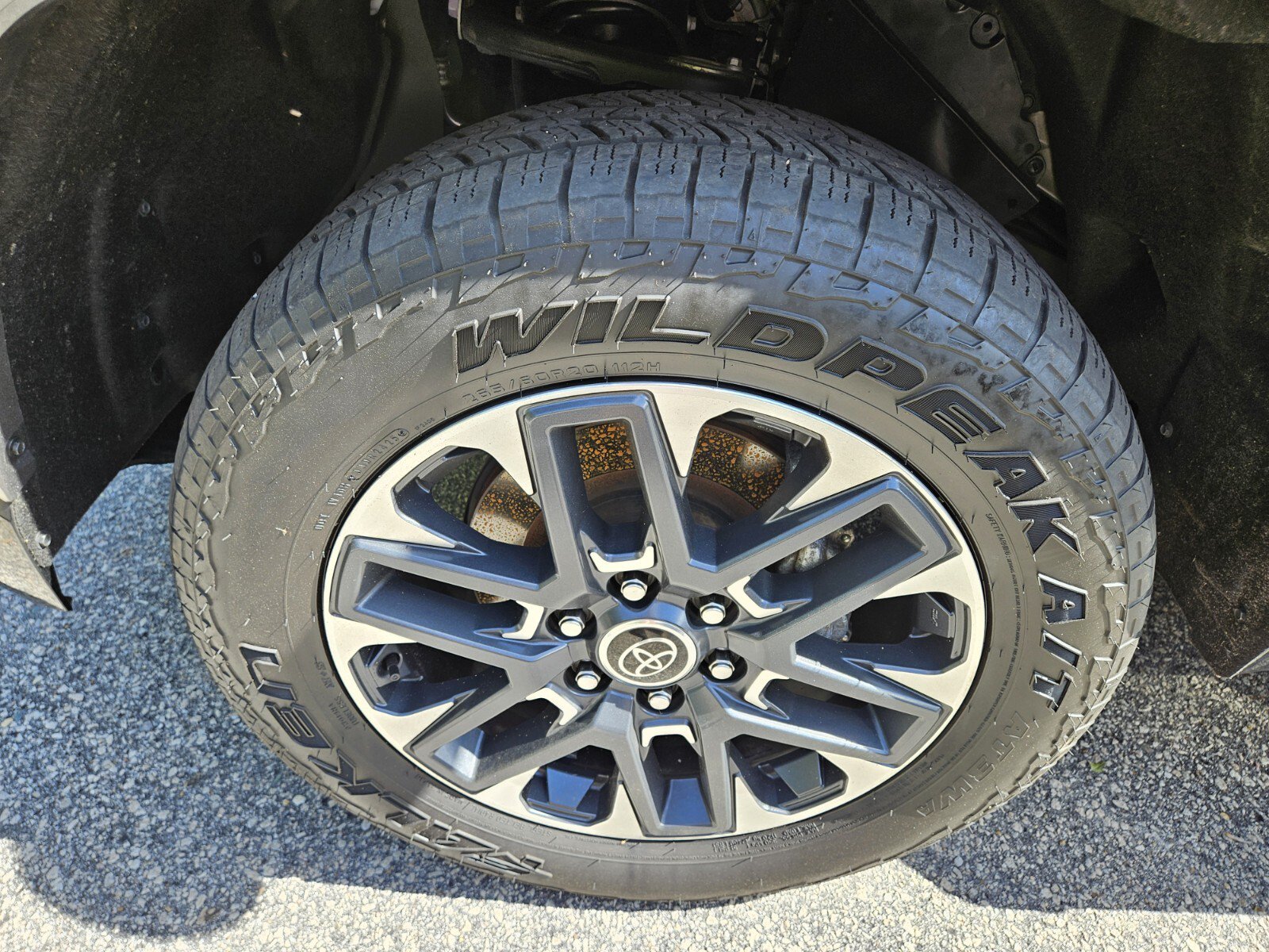 Used 2023 Toyota Tundra Limited AWD/4WD image 7