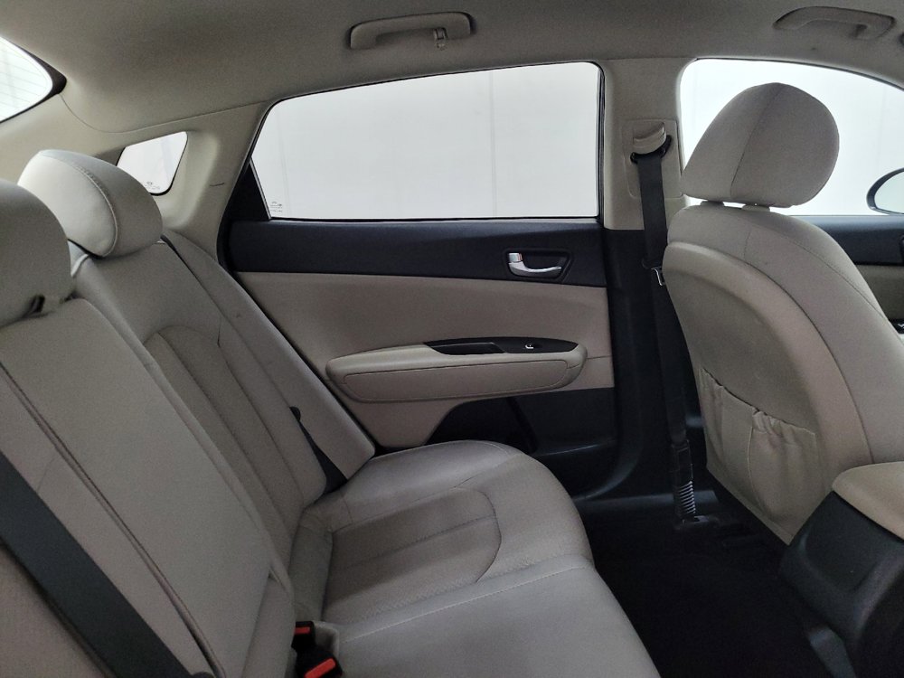 Used 2017 Kia Optima LX FWD image 19