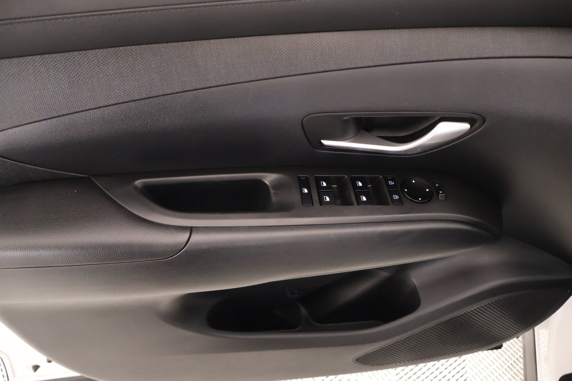 Certified 2025 Hyundai Tucson SEL AWD/4WD image 16
