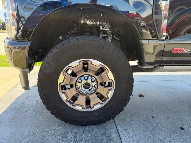 Used 2025 Ford F350 King Ranch w/ FX4 Off-Road Package AWD/4WD image 4