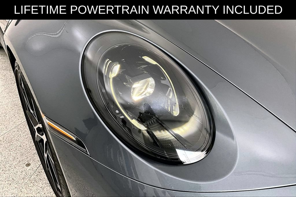 Used 2025 Porsche 911 Carrera T RWD image 34