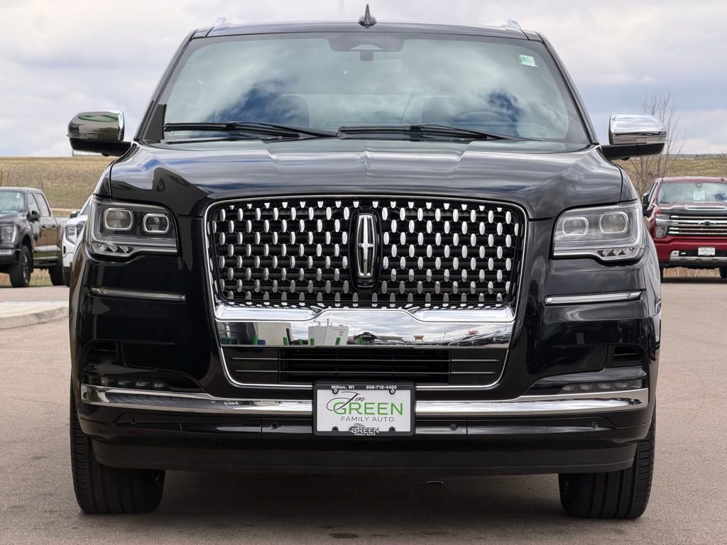 Used 2023 Lincoln Navigator Black Label image 6