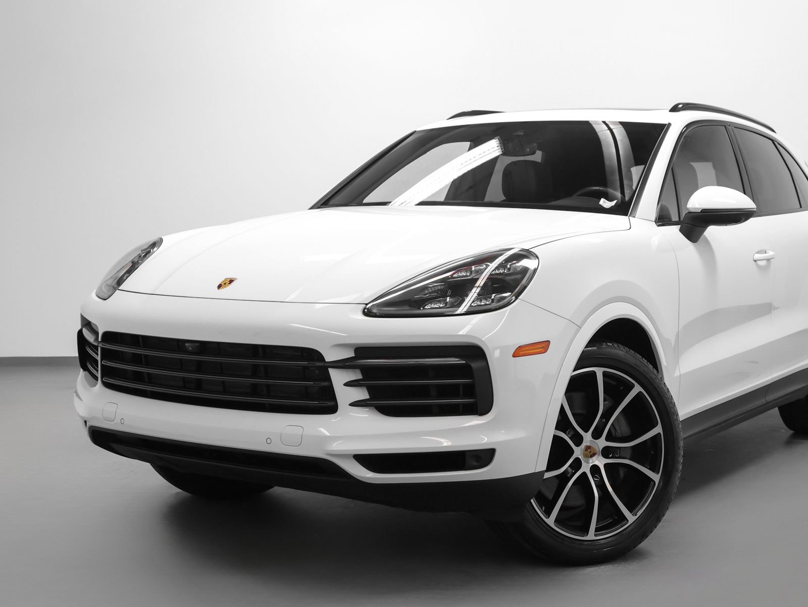 Used 2023 Porsche Cayenne S Platinum image 7