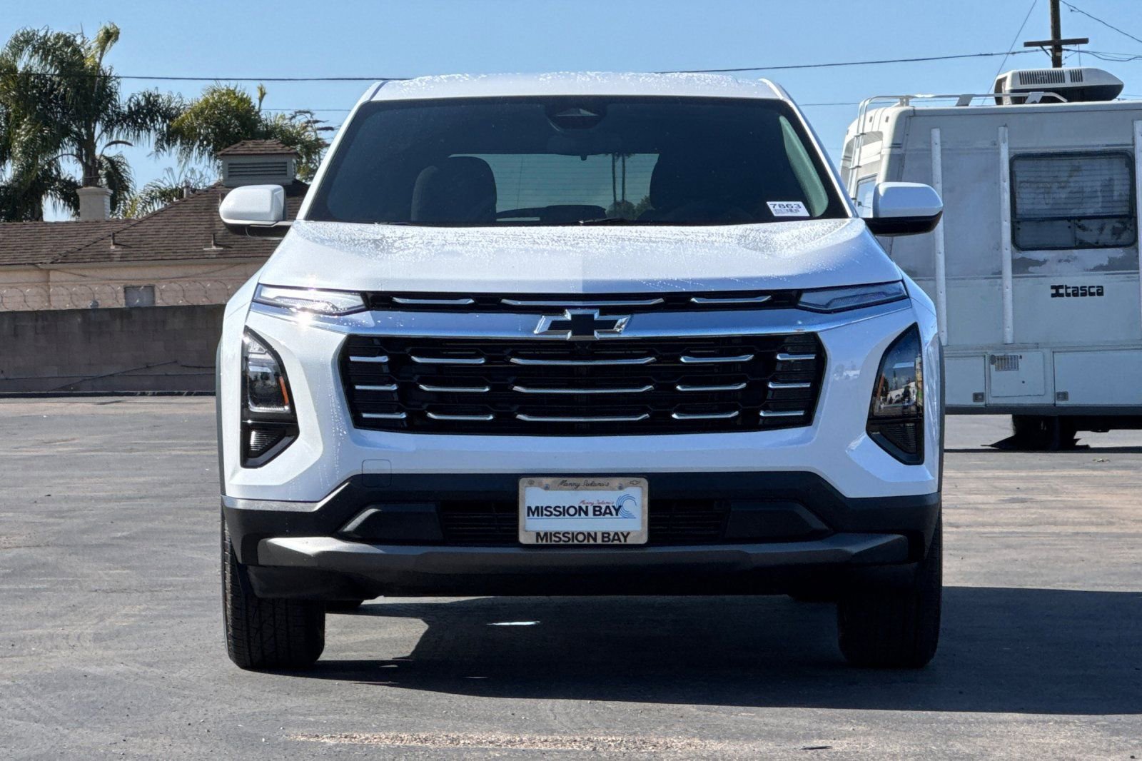 New 2025 Chevrolet Equinox LT image 9