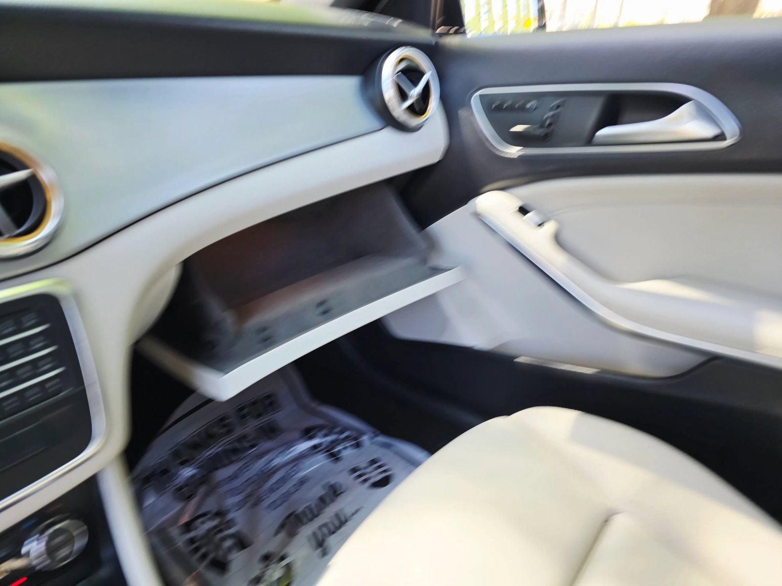 Used 2017 Mercedes-Benz GLA 250 image 23