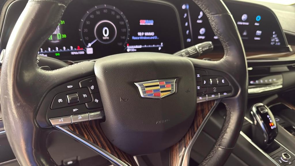 Used 2022 Cadillac Escalade Luxury image 24