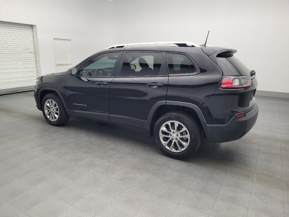 Used 2020 Jeep Cherokee Latitude image 3