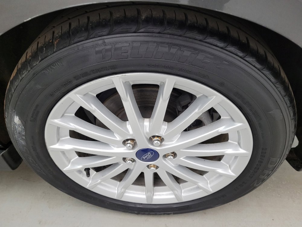 Used 2015 Ford C-MAX SEL w/ Equipment Group 301A FWD image 31