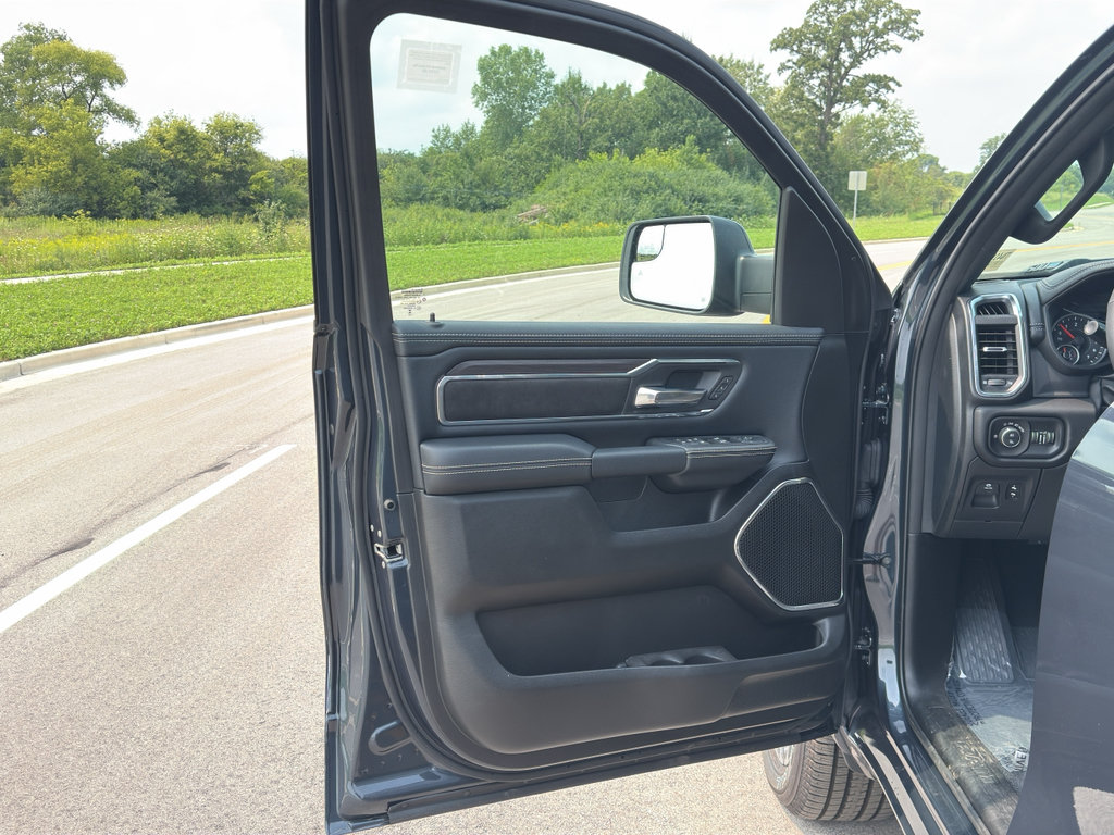 New 2026 RAM 1500 Laramie w/ Sport Appearance Package AWD/4WD image 10