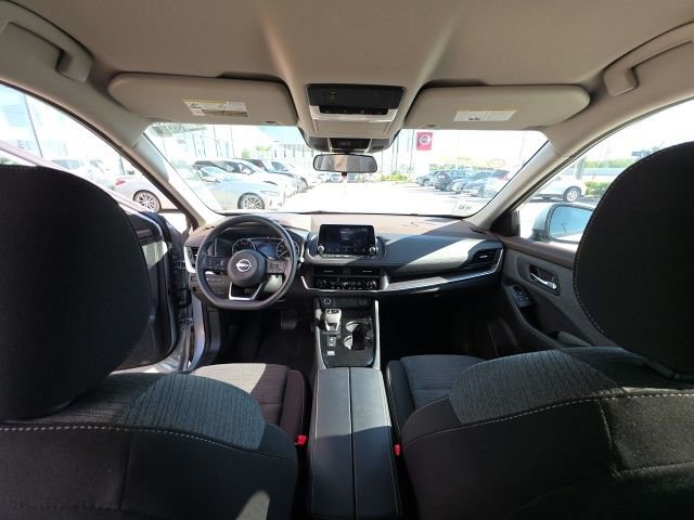 Used 2023 Nissan Rogue SV FWD image 25