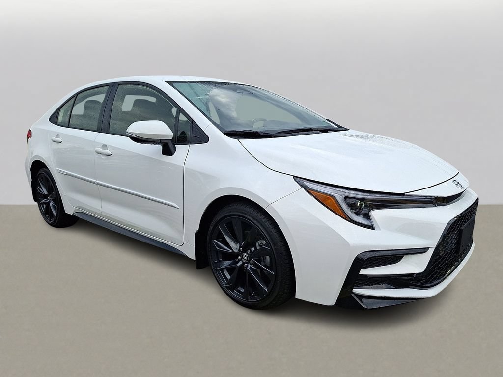 Used 2026 Toyota Corolla SE FWD image 3