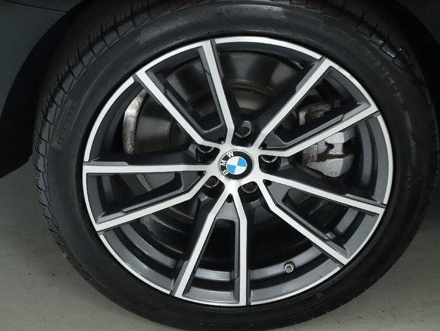 Used 2022 BMW 330i xDrive Sedan w/ Premium Package 2 image 42