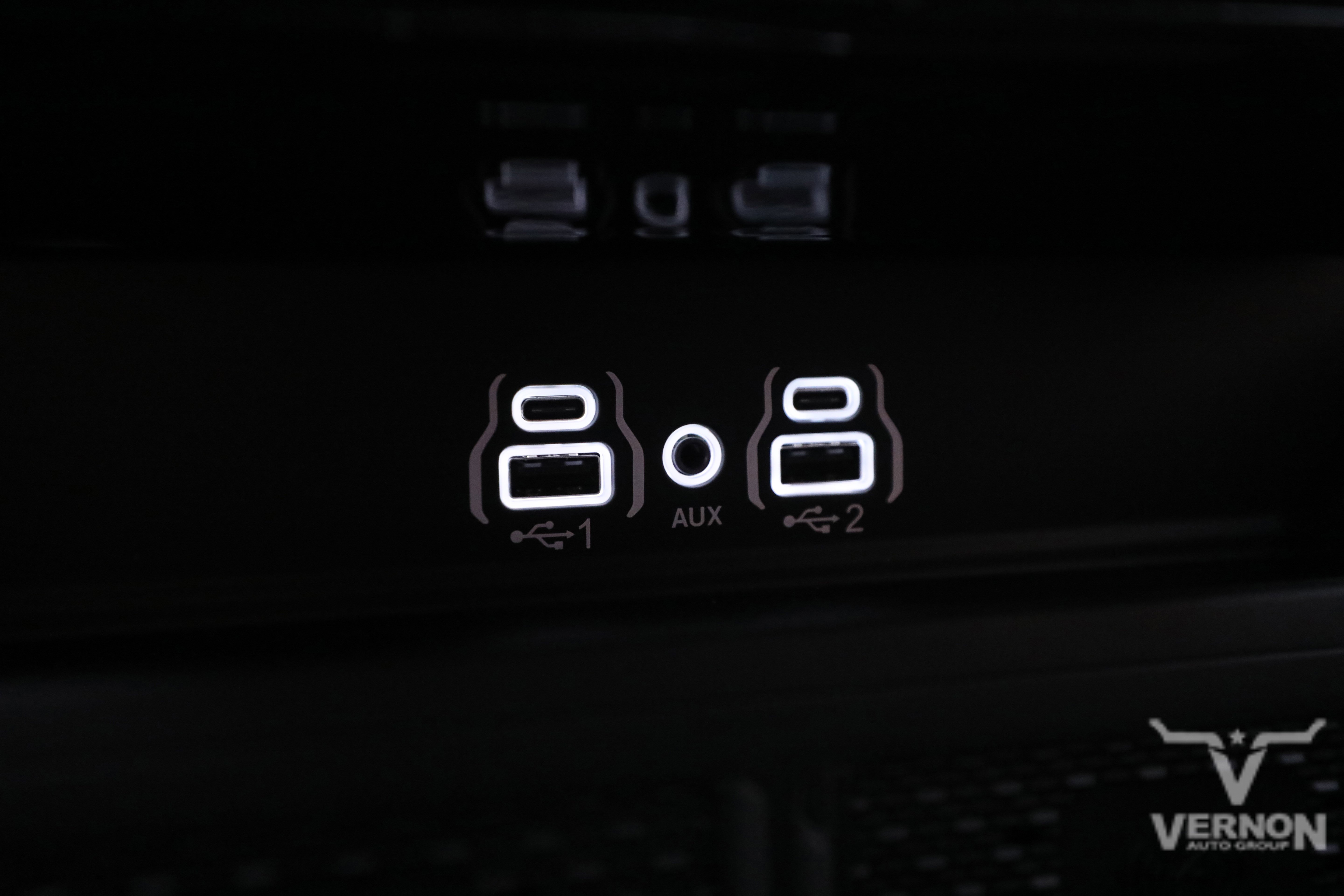 New 2025 RAM 3500 Laramie image 27