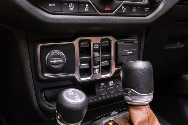 Used 2024 Jeep Wrangler Unlimited Sport image 72