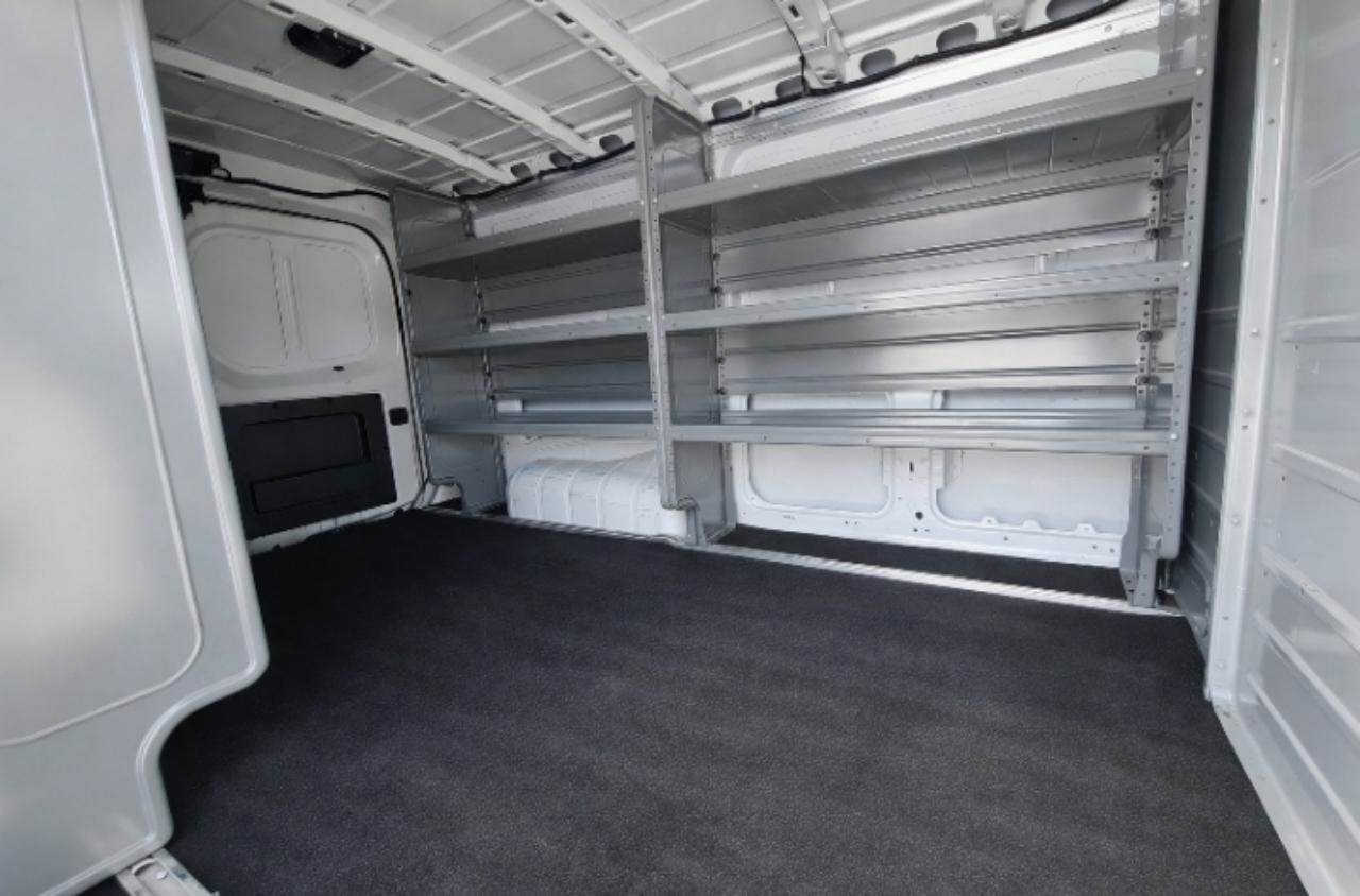 Used 2020 Nissan NV 2500 S image 9