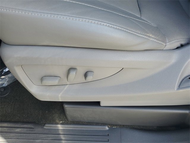 Used 2018 GMC Sierra 1500 SLT w/ SLT Premium Package image 17