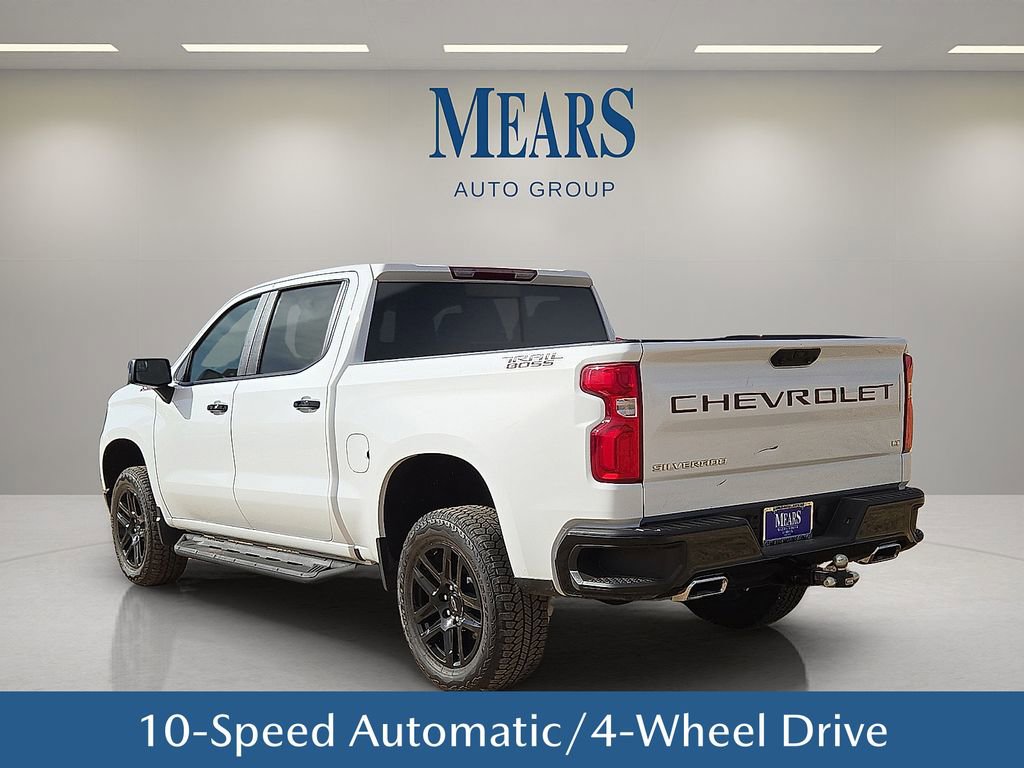 Used 2025 Chevrolet Silverado 1500 LT Trail Boss w/ Convenience Package II image 4