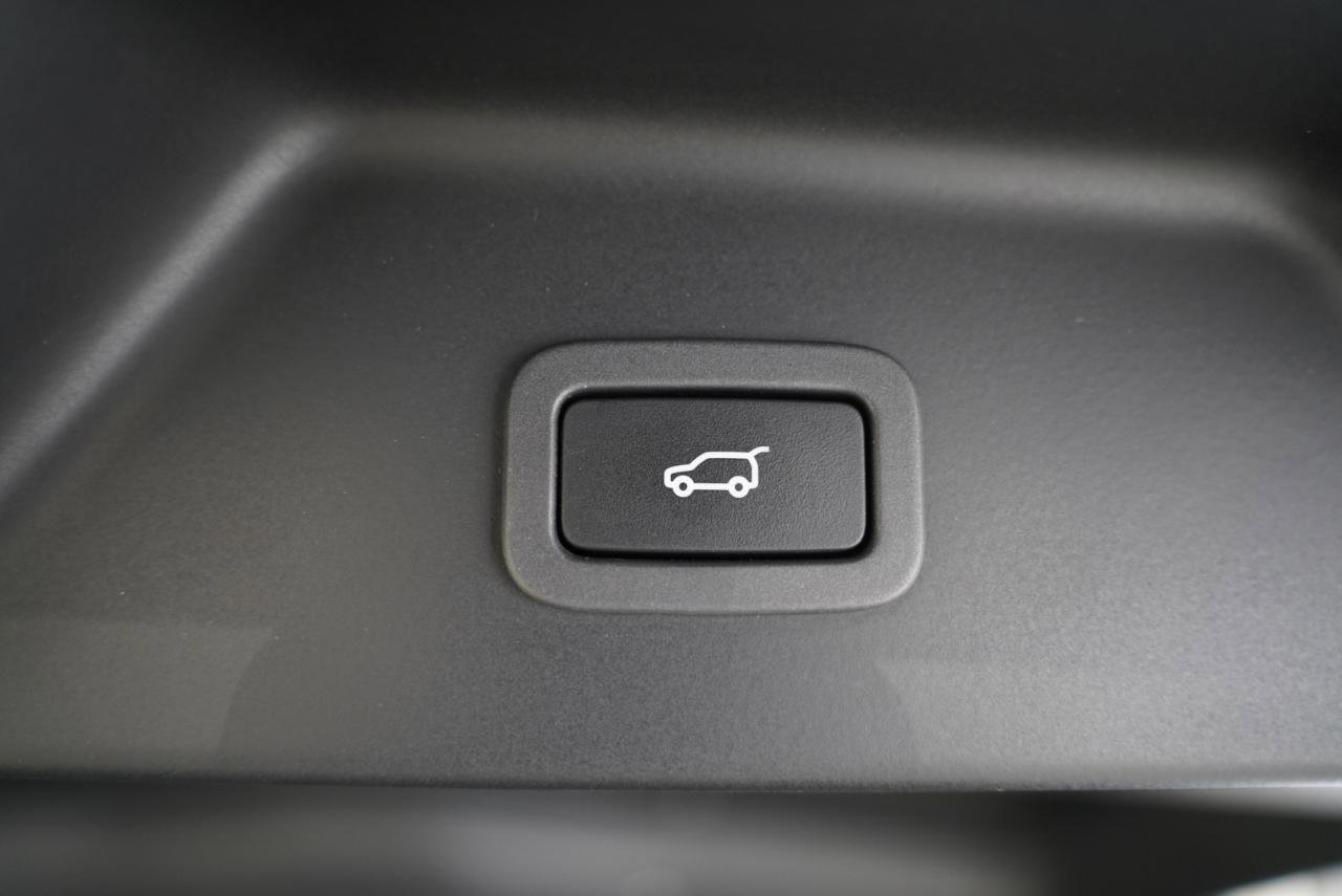 Used 2016 Land Rover Range Rover Autobiography image 37