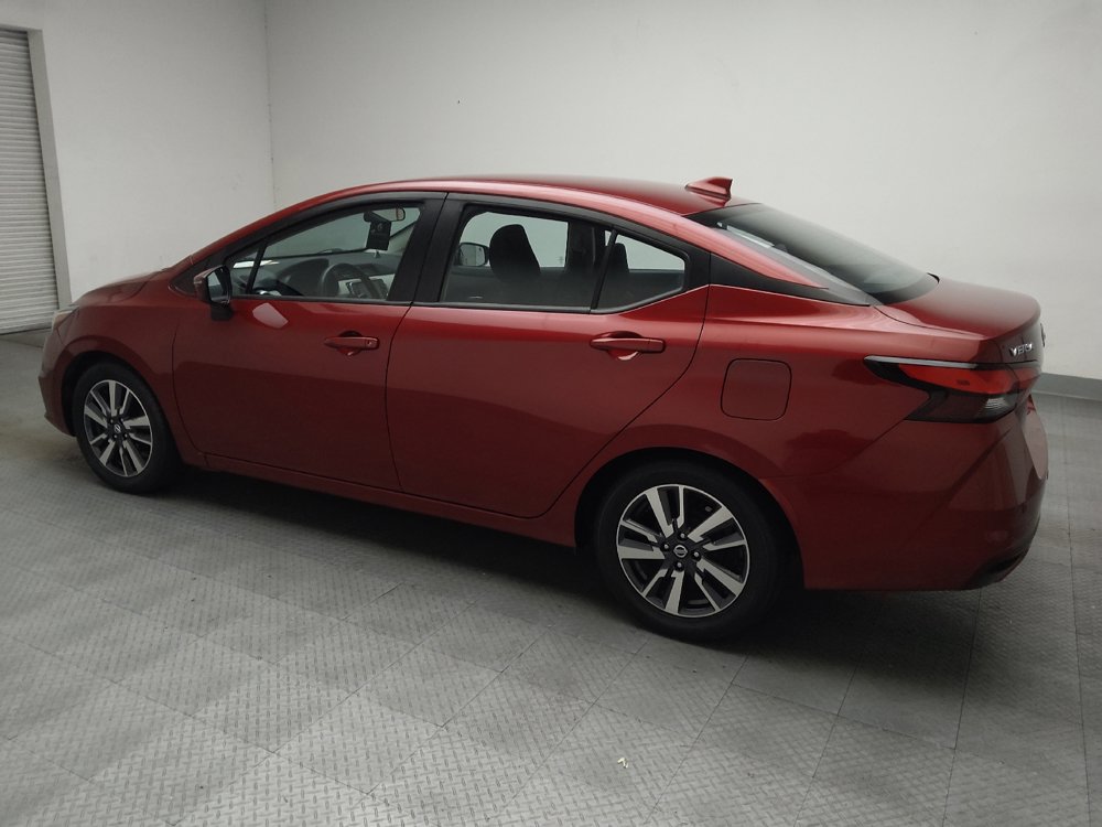 Used 2021 Nissan Versa SV FWD image 2