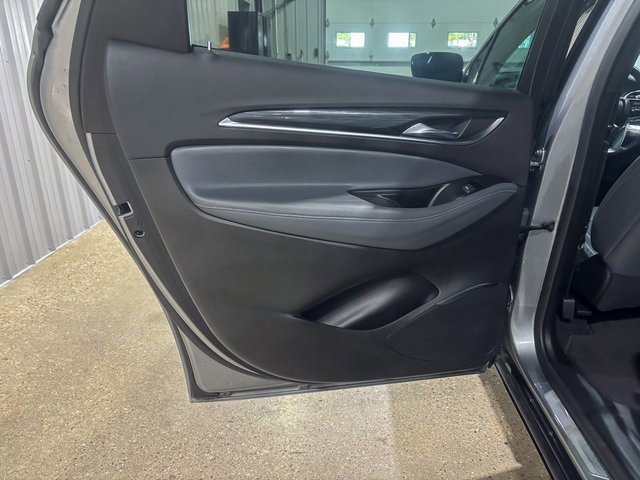 Used 2024 Buick Enclave Premium image 22