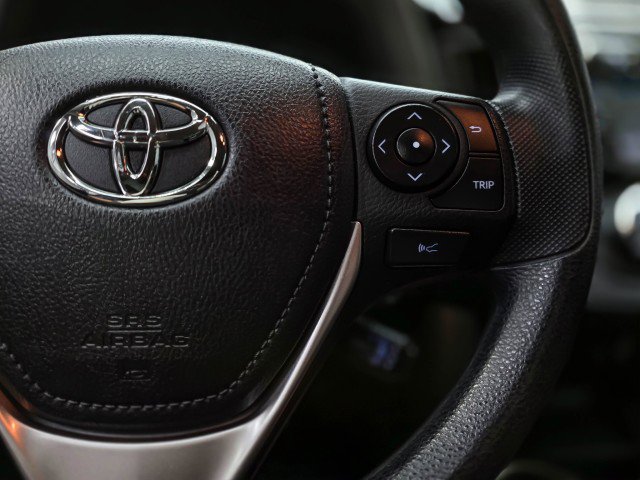 Used 2018 Toyota RAV4 LE w/ All Weather Liner Package AWD/4WD image 19