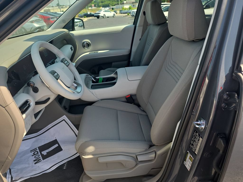 New 2026 Hyundai Palisade SE FWD image 11