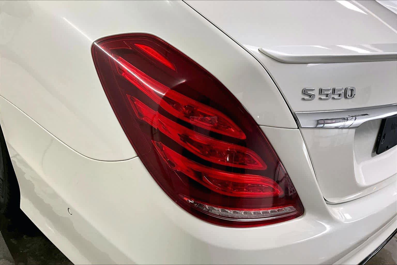 Used 2017 Mercedes-Benz S 550 4MATIC Sedan image 28