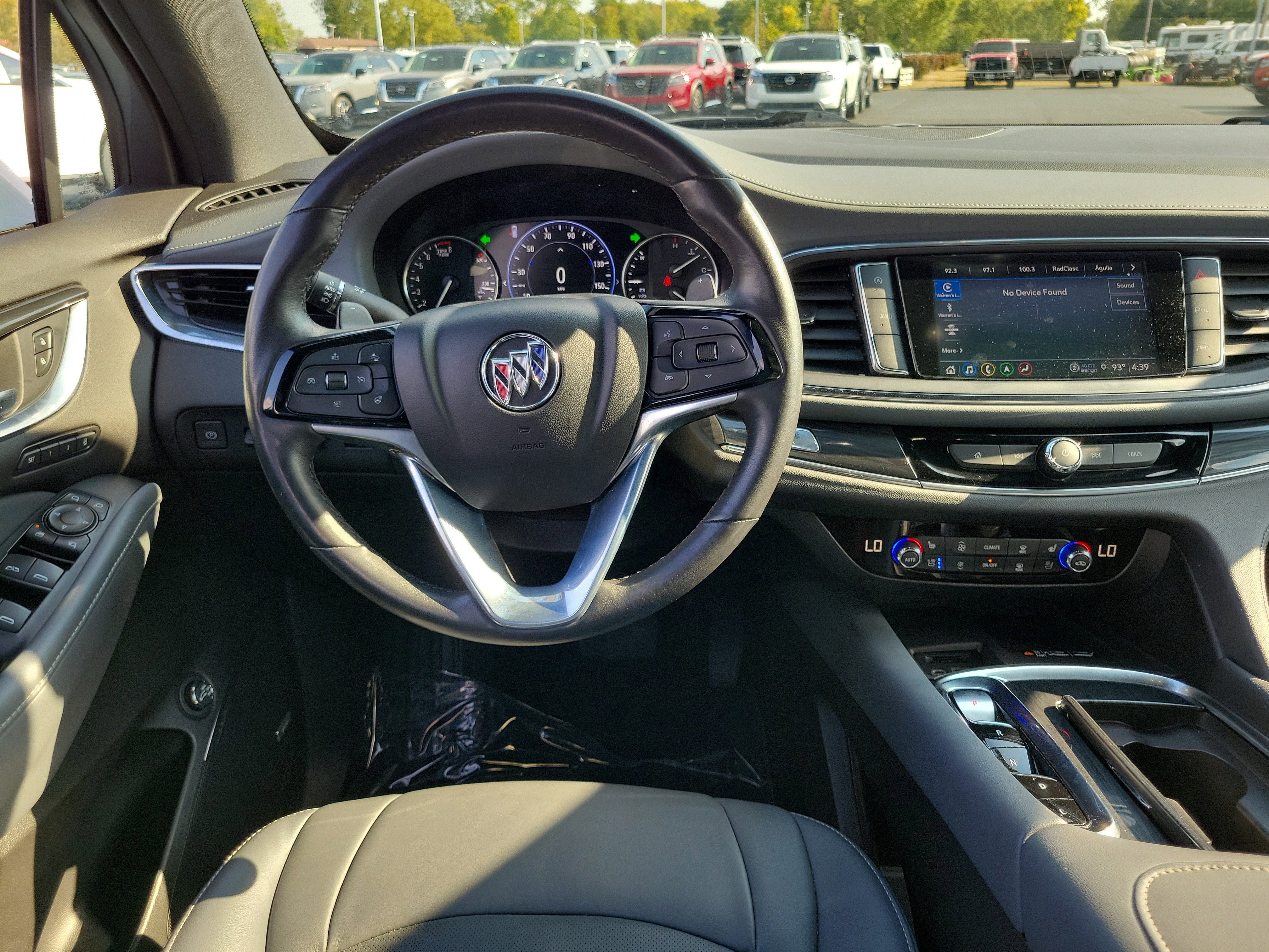 Used 2024 Buick Enclave Premium image 10